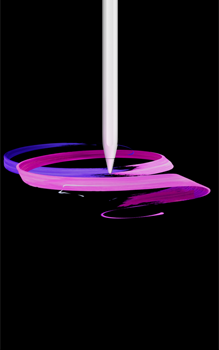 قلم Apple Pro‏، الجزء الأمامي الخارجي، الوضع الرأسي، صورة جانبية، لون أبيض، القلم يرسم تصميماً من شرائط تجريدية باللونين الأرجواني والوردي