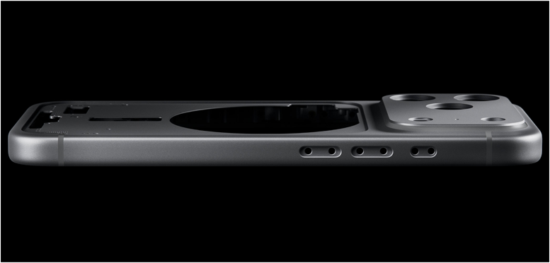 جهاز iPhone 17 Pro، الجزء الخلفي الخارجي، هيكل من قطعة واحدة من الألومنيوم المشكّل