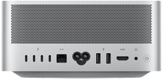 جهاز Mac Studio، الجهة الخلفية، فتحات تهوية من الألومنيوم، 4 من منافذ ثندربولت 5، منفذ إيثرنت، مقبس طاقة، 2 من منافذ USB-A، منفذ HDMI، مقبس لسماعات الرأس، وزر تشغيل