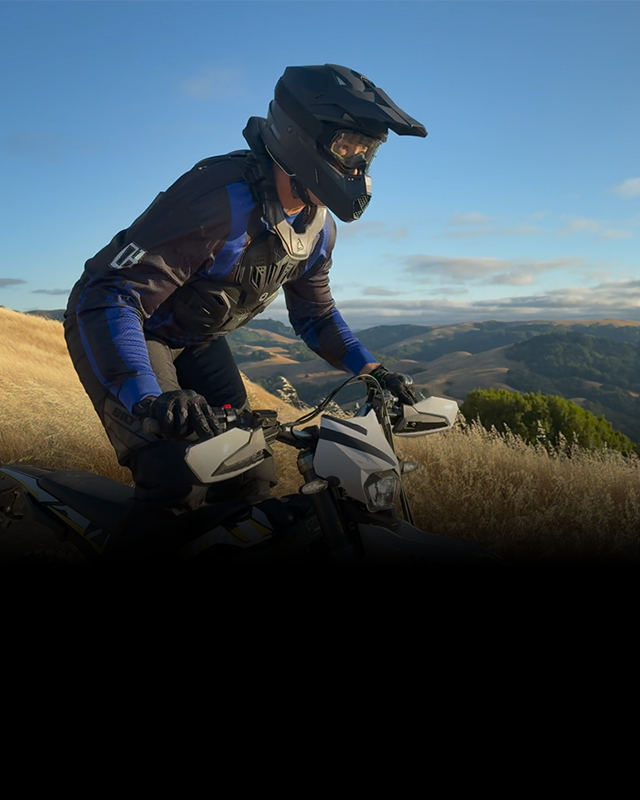 Demonstration of the video recording capability on iPhone 16 Pro